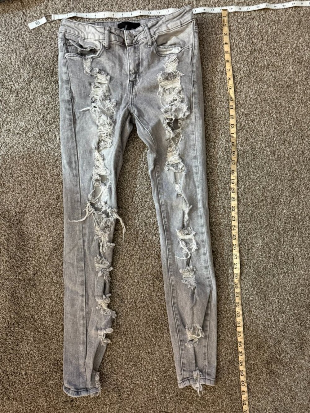 Forever 21 Men Grey Heavily Distressed Skinny Denim Jeans Ripped Size 30